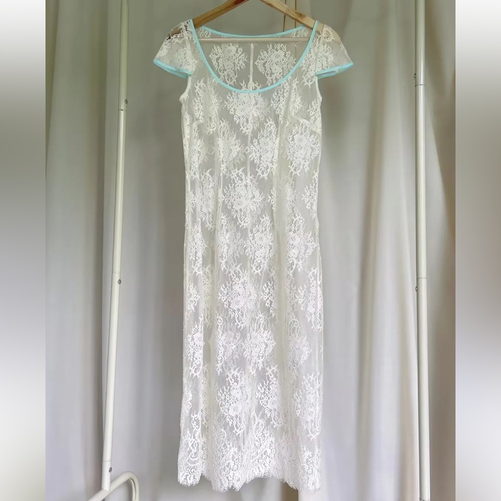 Dôen Bridal White Lace Slip Midi Dress